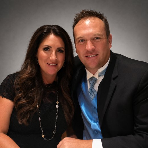 Kevin and Courtney Moore — independent 4Life distributors